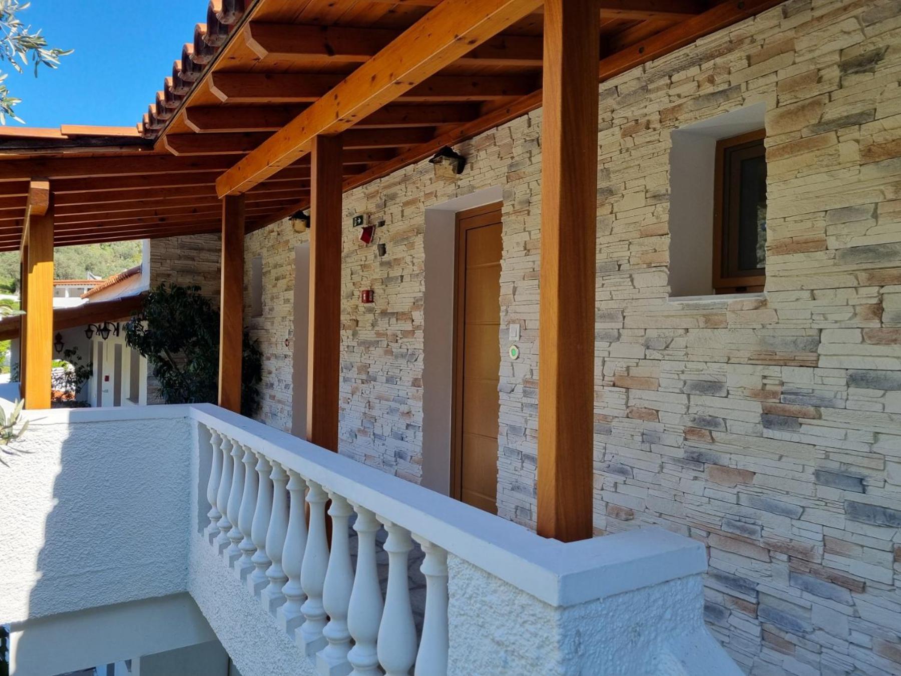 Olive Grove View Apartment Skiathos Town Bagian luar foto