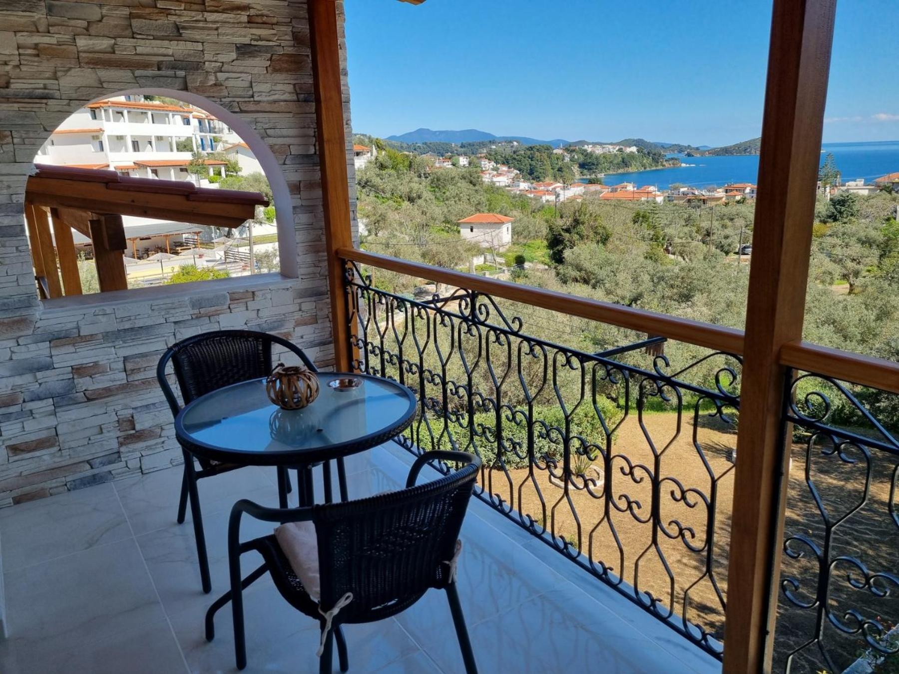 Olive Grove View Apartment Skiathos Town Bagian luar foto